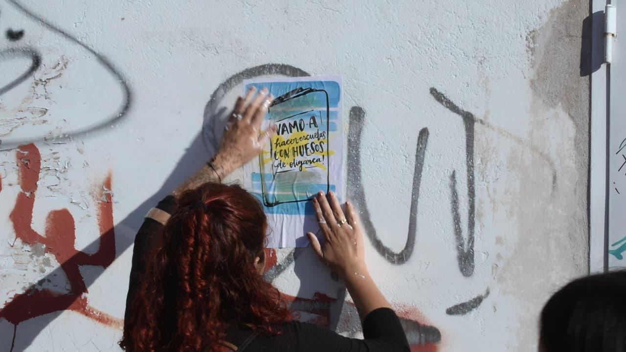 Pública y gratuita