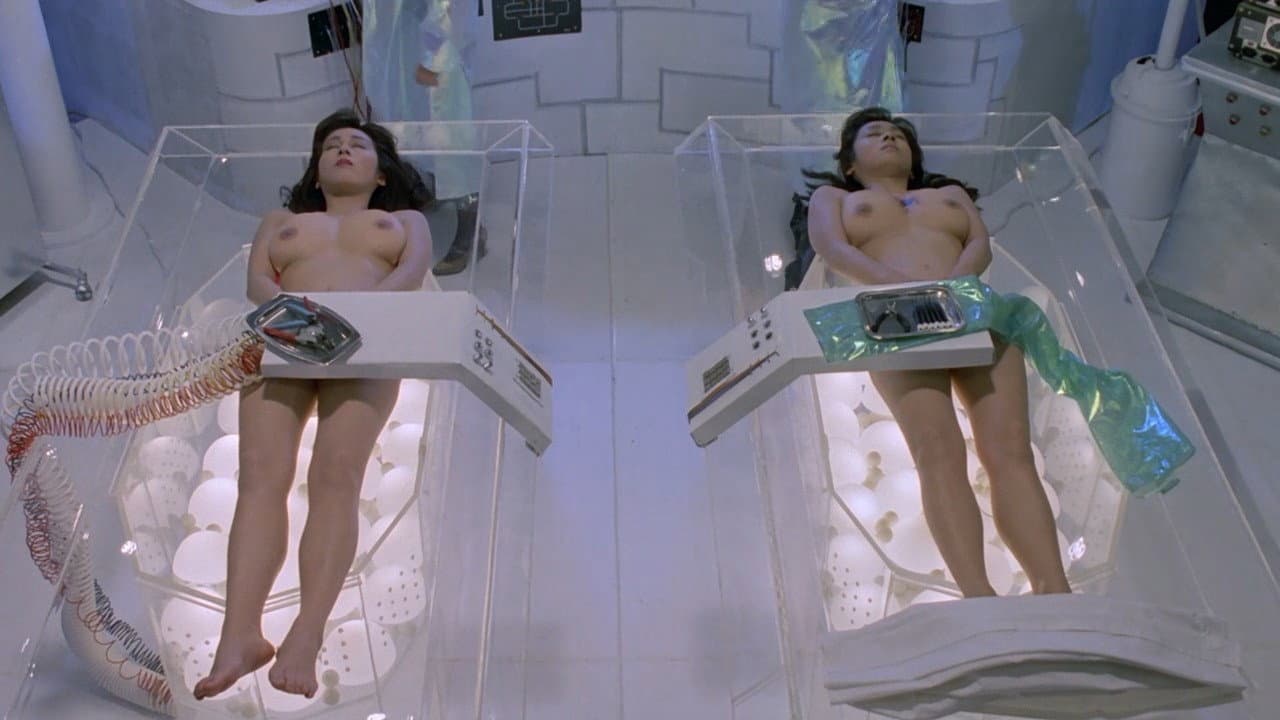 女機械人